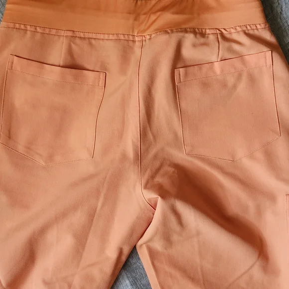 Women's Stylish Orange Cargo Pants - Picture 6 of 6